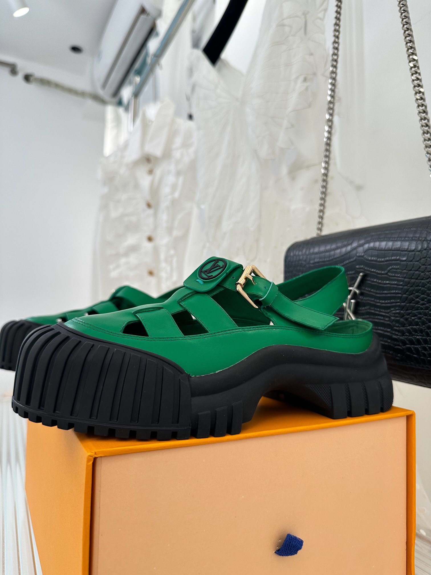 Sandals on platform 5 cm green фото 2