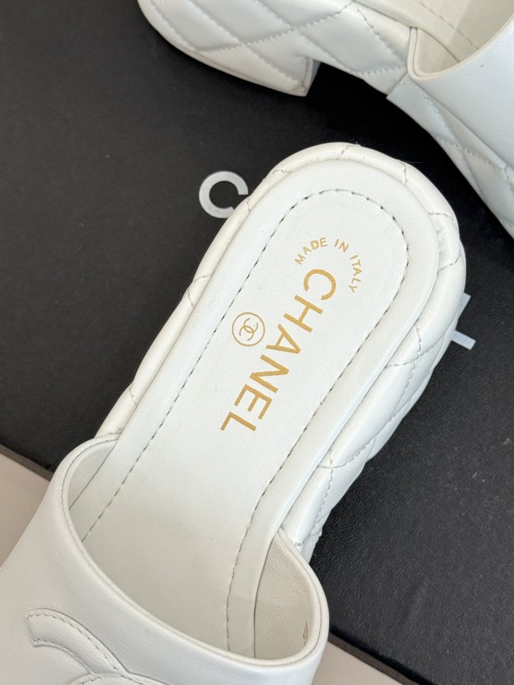 Босоножки фото 8