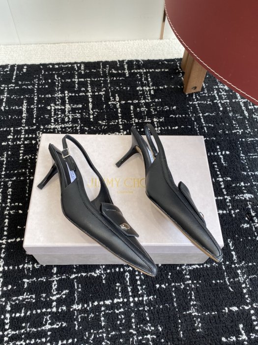 Босоножки фото 3