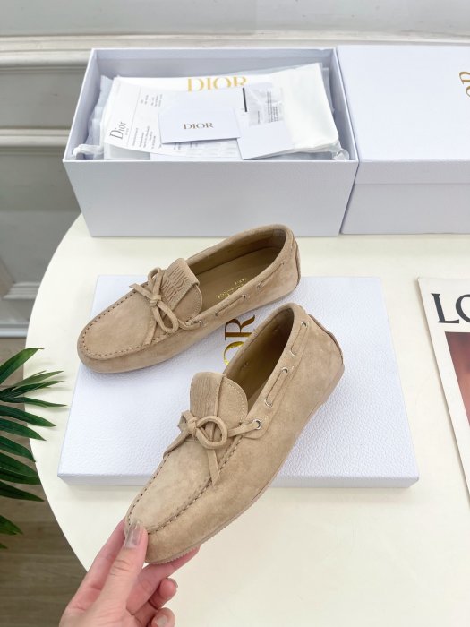 Лоферы женские фото 3