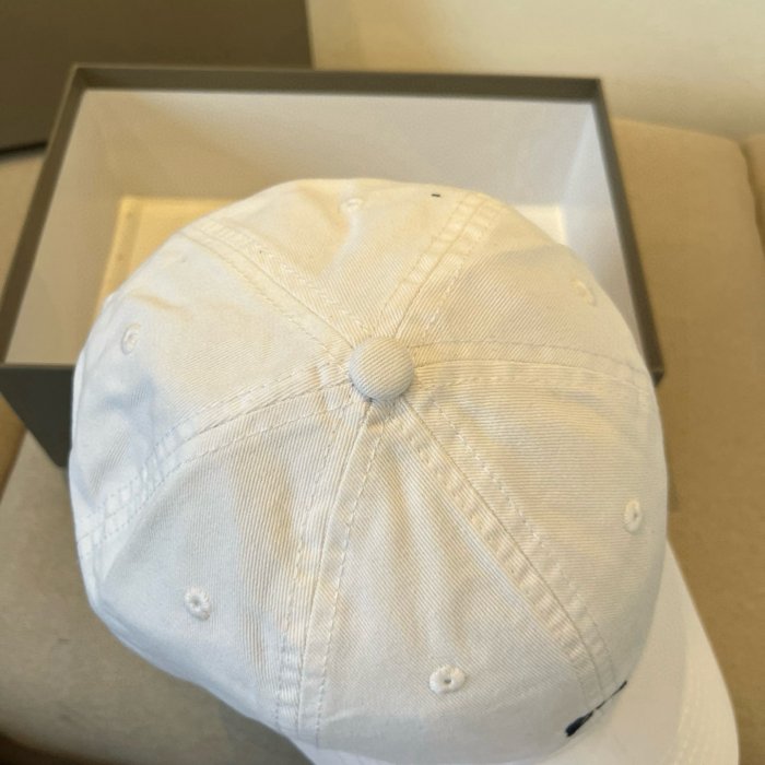 Кепка фото 3