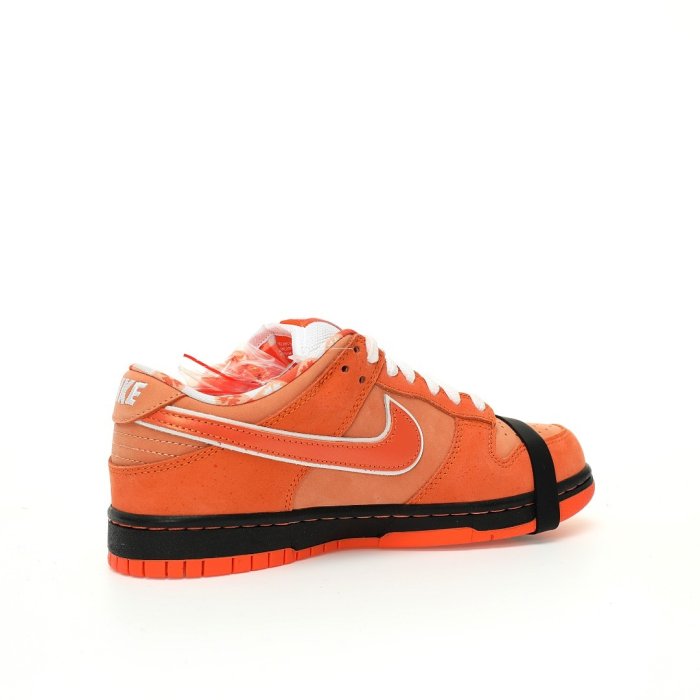 Sneakers ConcePts x Nike SB Dunk Low Orange Lobster фото 3