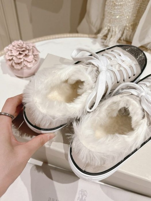 Shoes women's on fur фото 6