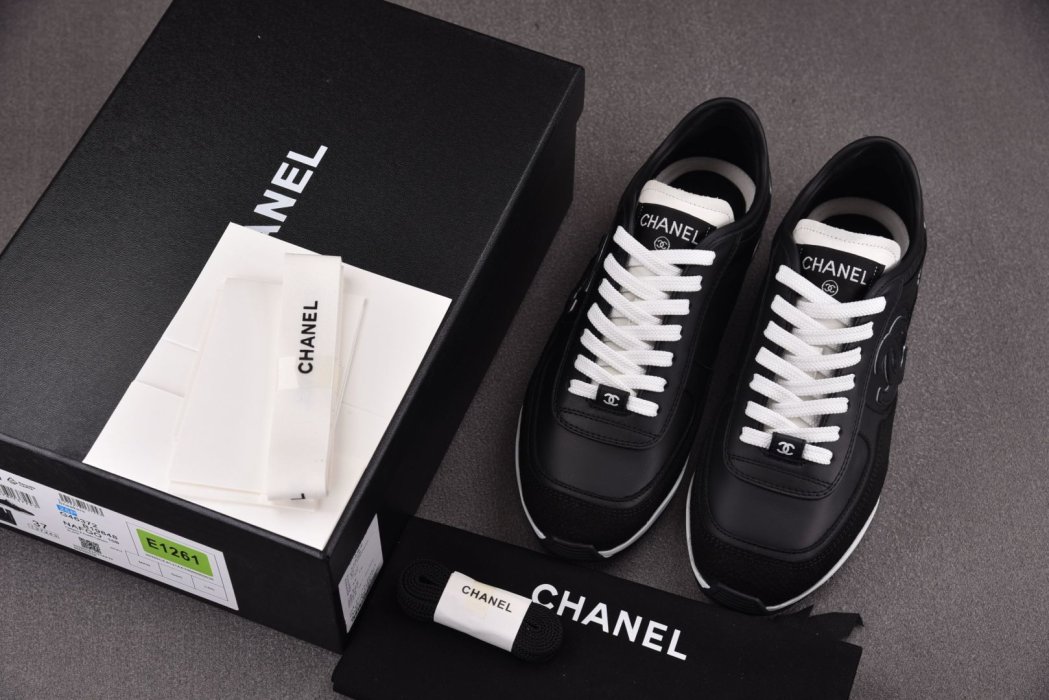 Sneakers CHANEL 25 фото 7