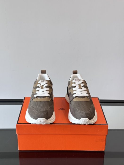 Кросівки чоловічі фото 2