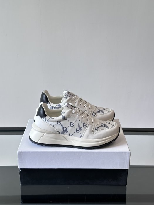 Кроссовки мужские