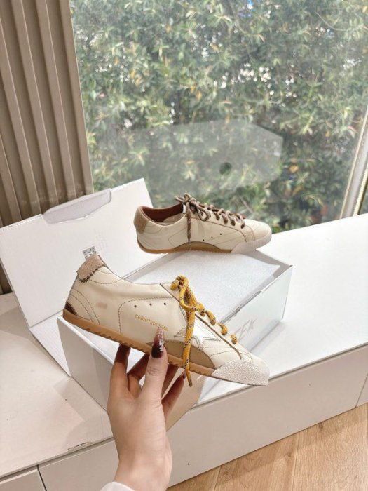Кроссовки Golden Goose фото 6
