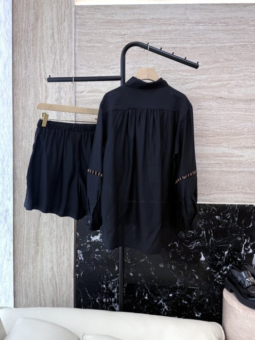 Костюм женский фото 2