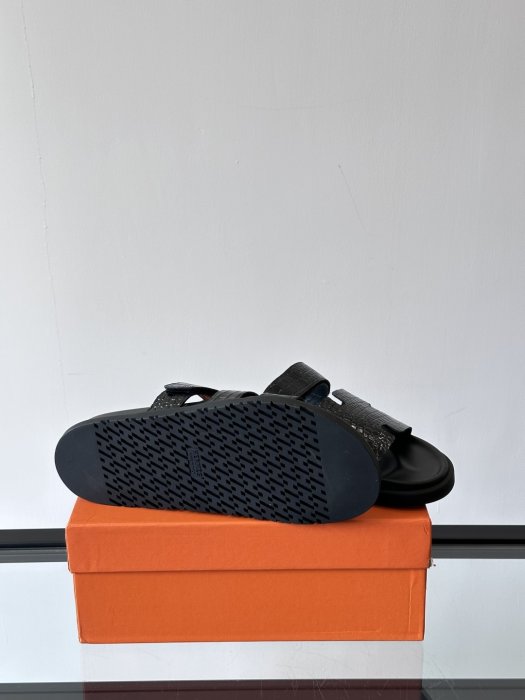 Шльопанці чоловічі фото 9