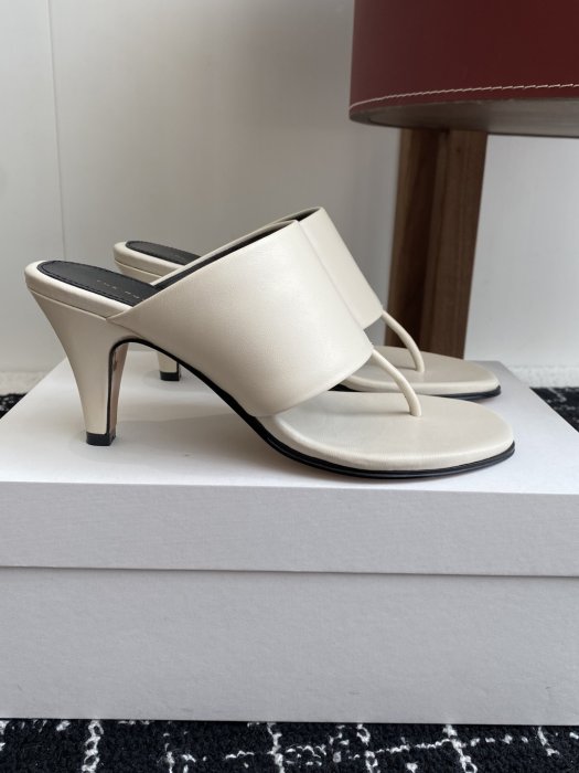 Босоніжки фото 2