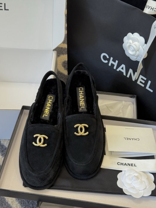 Туфлі жіночі фото 9