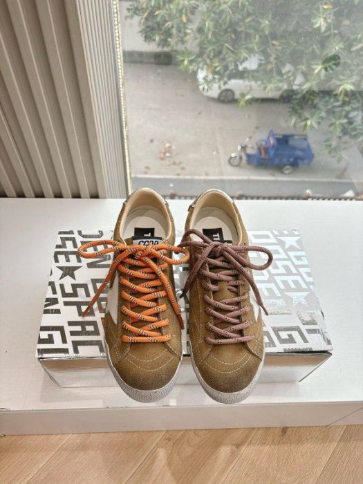 Кроссовки Golden Goose фото 3