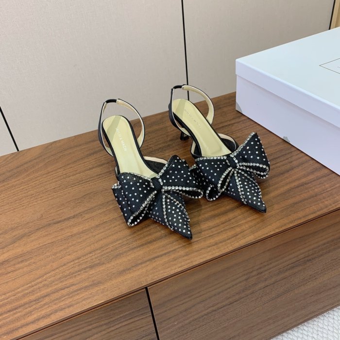 Босоножки фото 5