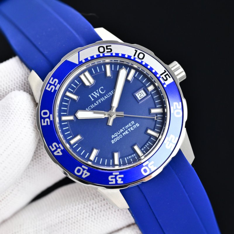 Часы наручные мужские IWC Aquatimer серии J26 44 мм фото 3