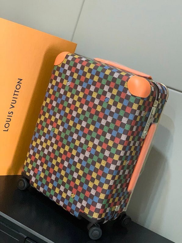 Чемодан Horizon 55 для ручной клади 38х55х21 см фото 9