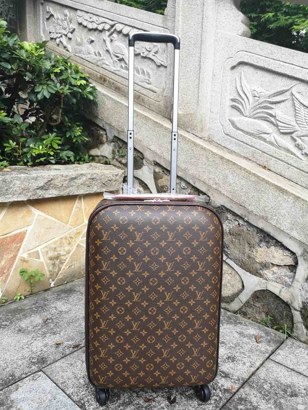 Чемодан ручная кладь LV Pegase