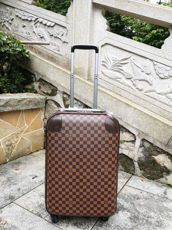 Чемодан ручная кладь LV Pegase