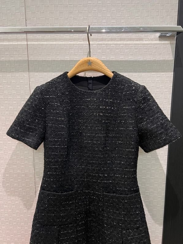 Чорне Плаття, Сукня з твіду фото 5