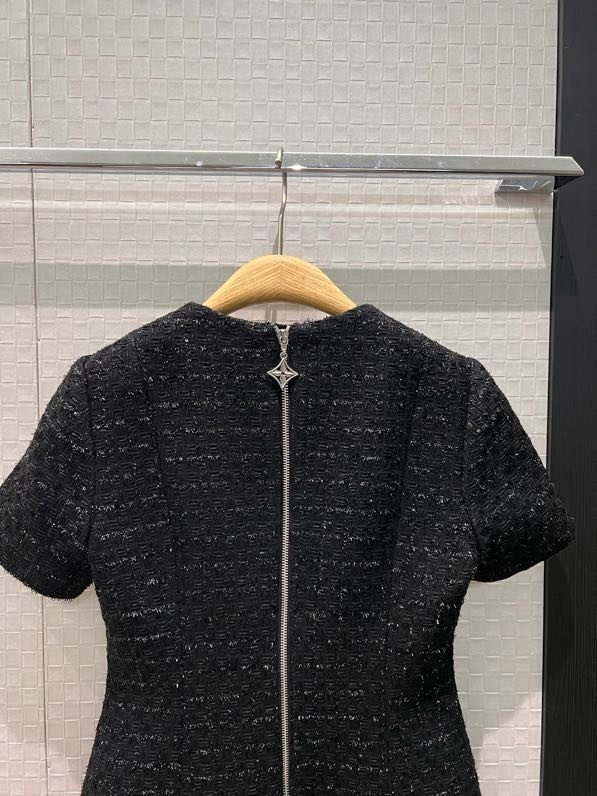 Чорне Плаття, Сукня з твіду фото 6