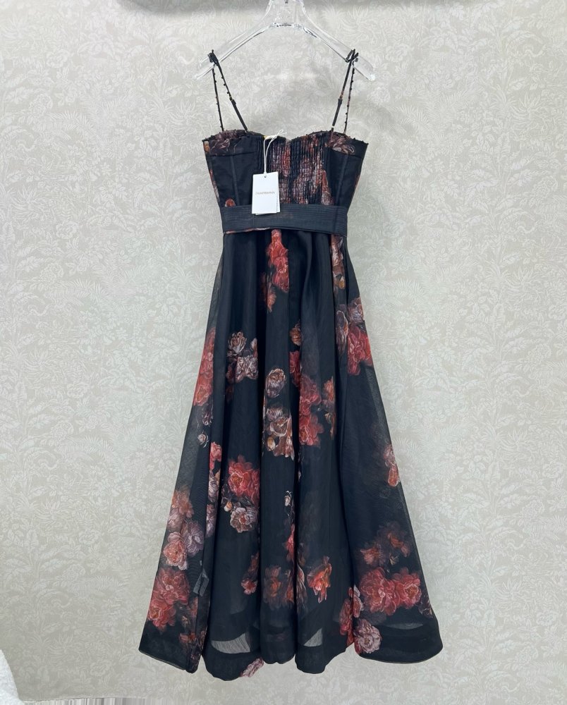 Черное платье комбинация с принтом роз фото 9