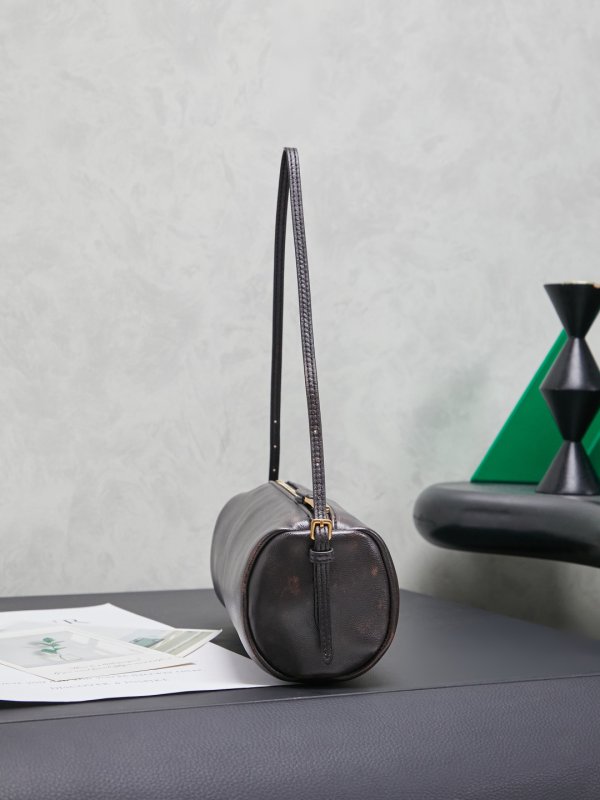 Цилиндрическая кожаная сумка 21 см фото 4