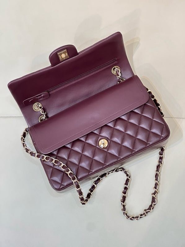 Cумка кожаная бордовая Chanel Matelasse 25 см фото 2