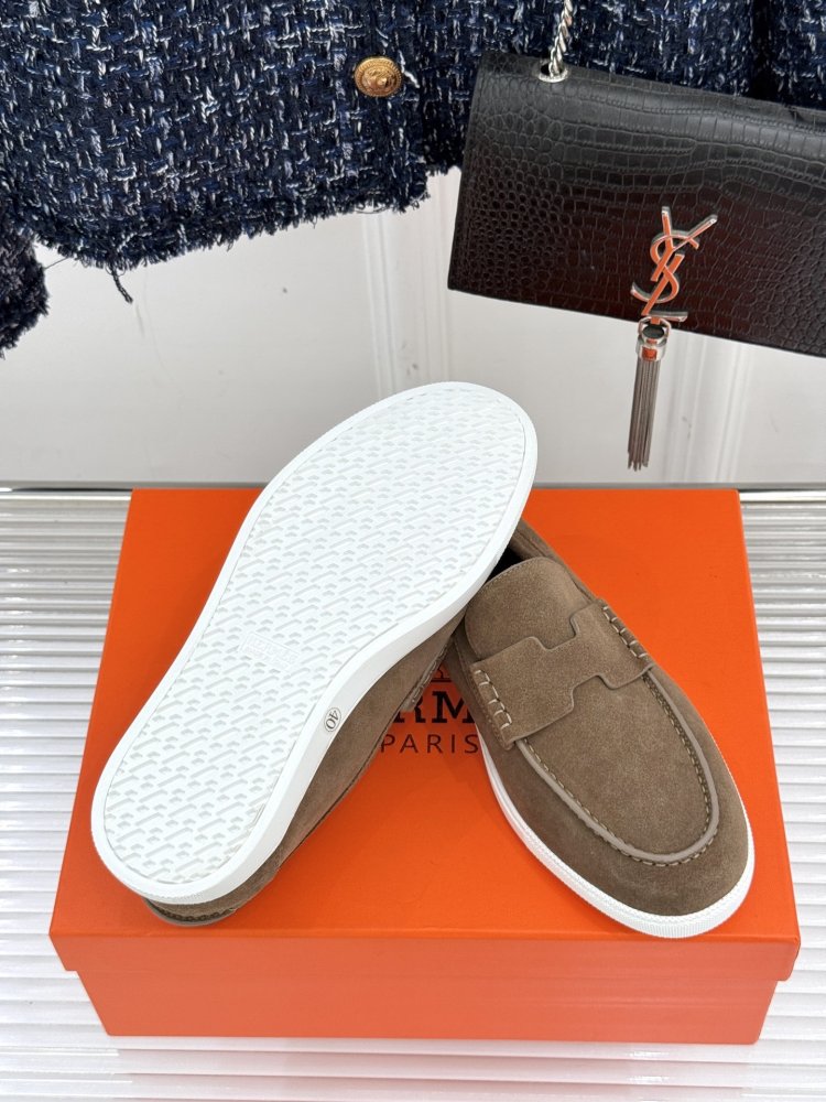 Лоферы женские фото 9