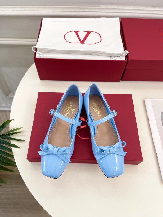 Ballet shoes