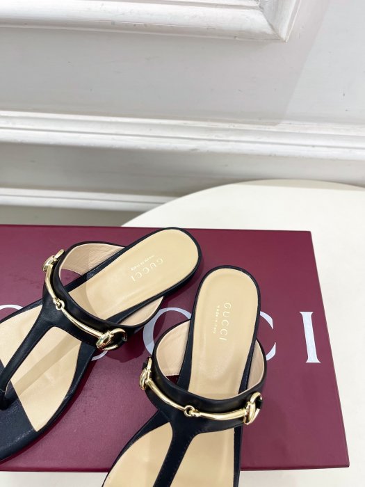 Босоножки фото 8