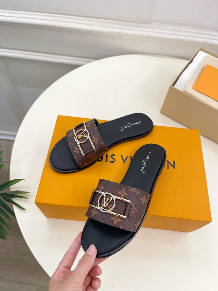 Шлепанцы женские фото 3