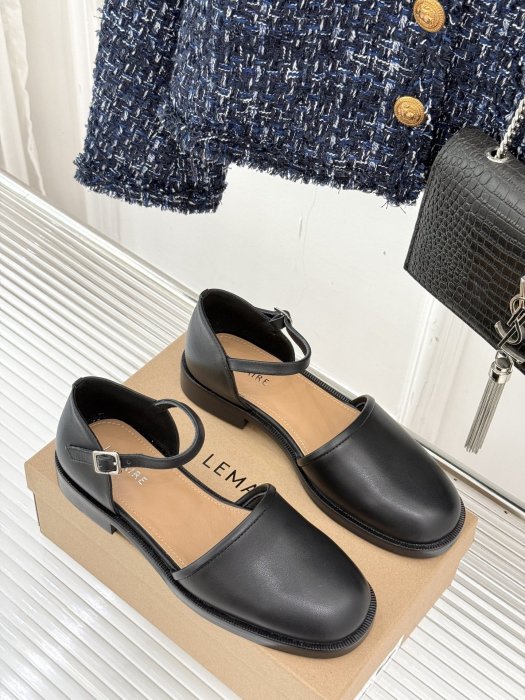 Босоножки фото 3