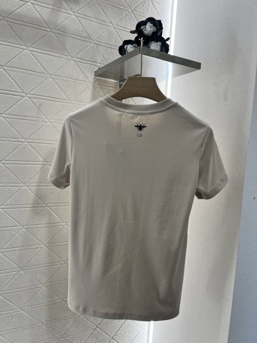 Футболка женская фото 2