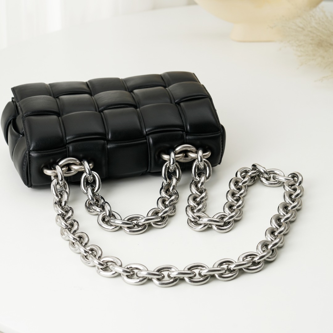 Сумка Chain Cassette Black 26 см фото 5