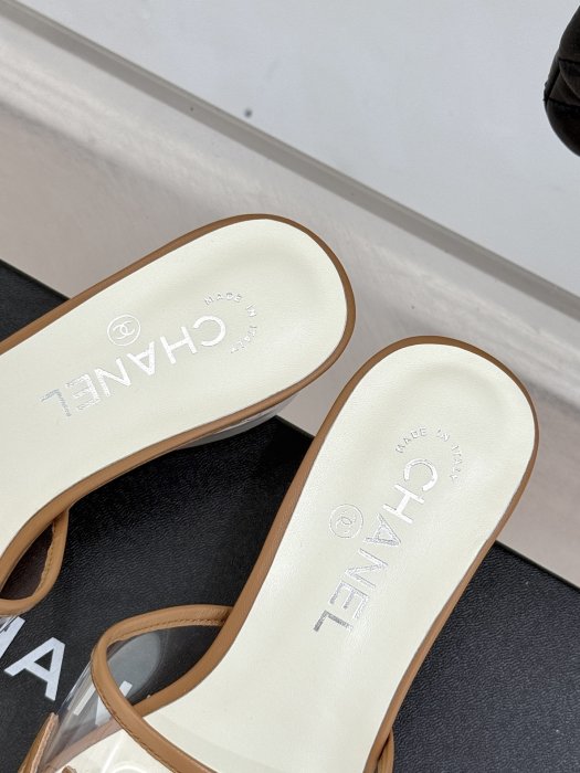 Босоножки фото 8