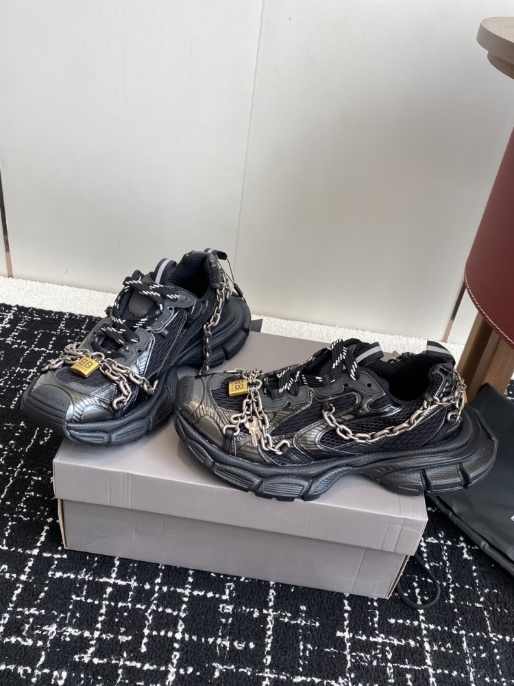 Кросівки 3XL фото 3