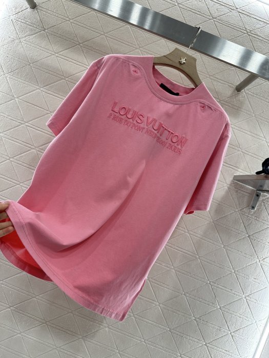 T-shirt women's фото 6