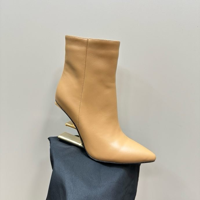 Ankle boots фото 6