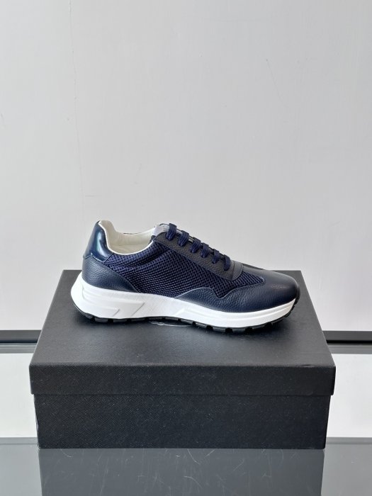 Кросівки чоловічі фото 6