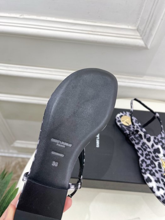 Босоножки фото 9