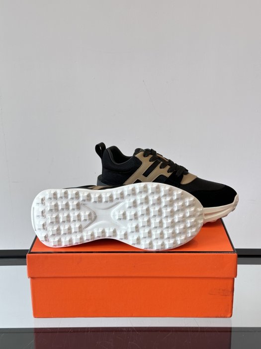 Кросівки чоловічі фото 9