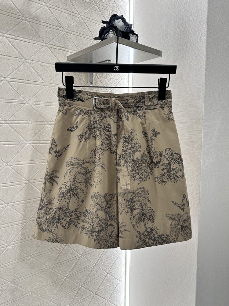 Shorts women's