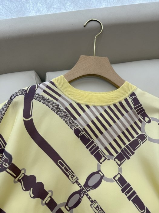 Футболка женская фото 6