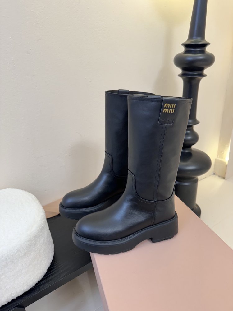 Сапоги женские фото 5