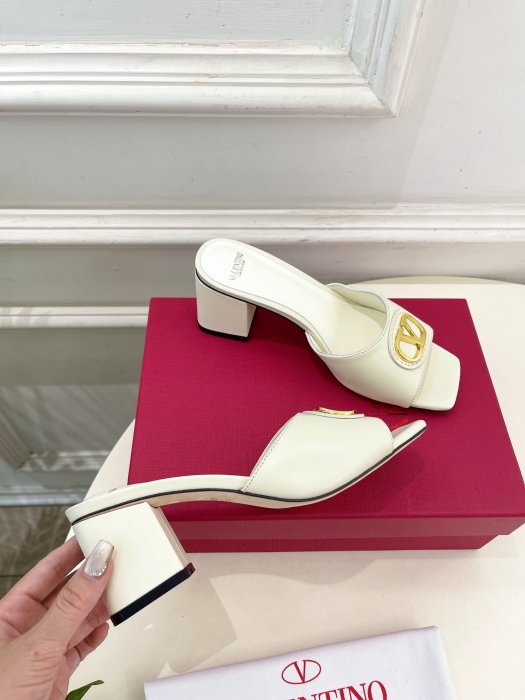 Босоножки фото 4