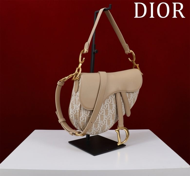 Сумка кожаная Dior Saddle 25 см фото 5