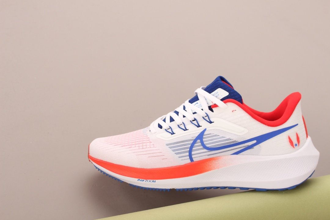 Sneakers Air Zoom Pegasus 39 White University Red Royal Blue DQ7885-100 фото 3