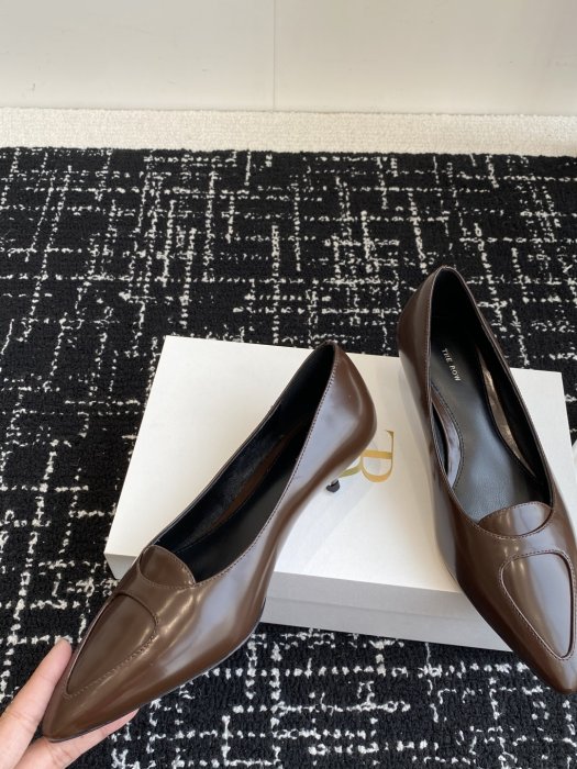 Туфли кожаные женские фото 7