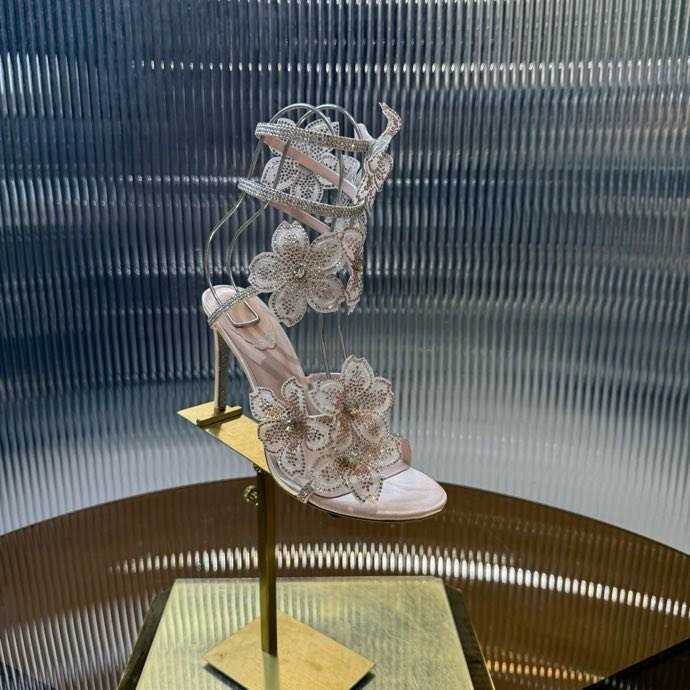 Босоніжки фото 5