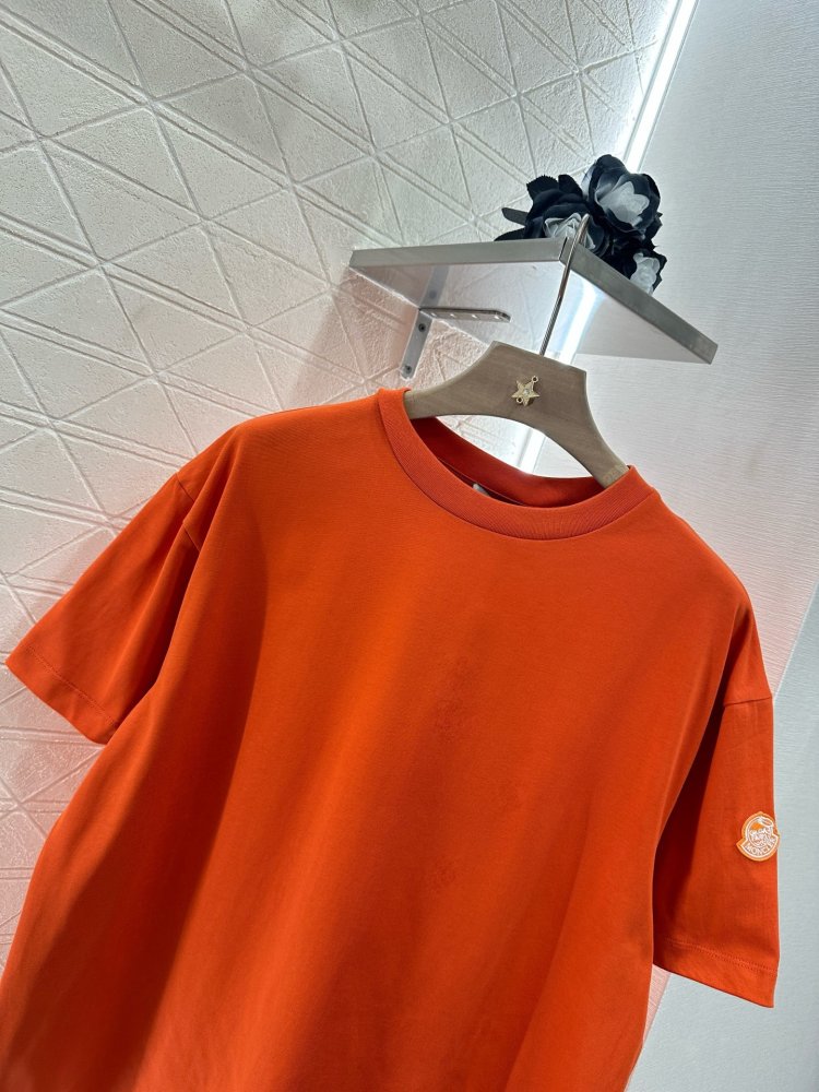 T-shirt women's фото 7