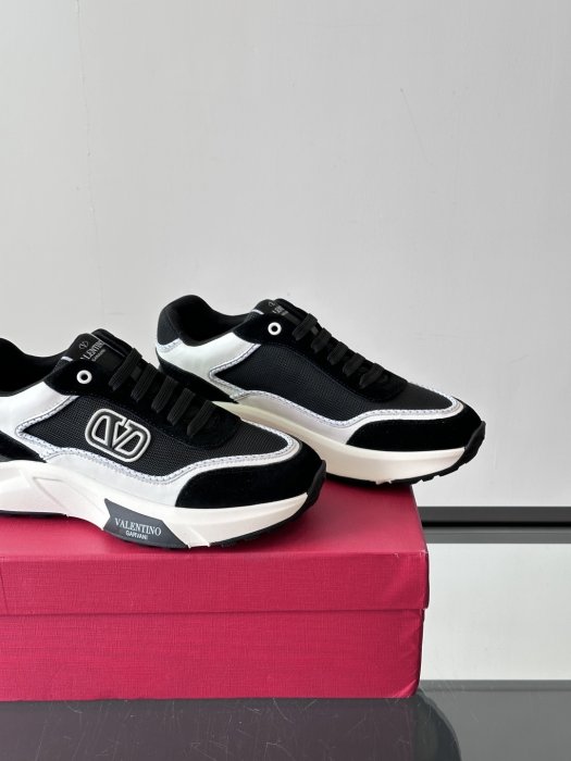 Кросівки чоловічі фото 8